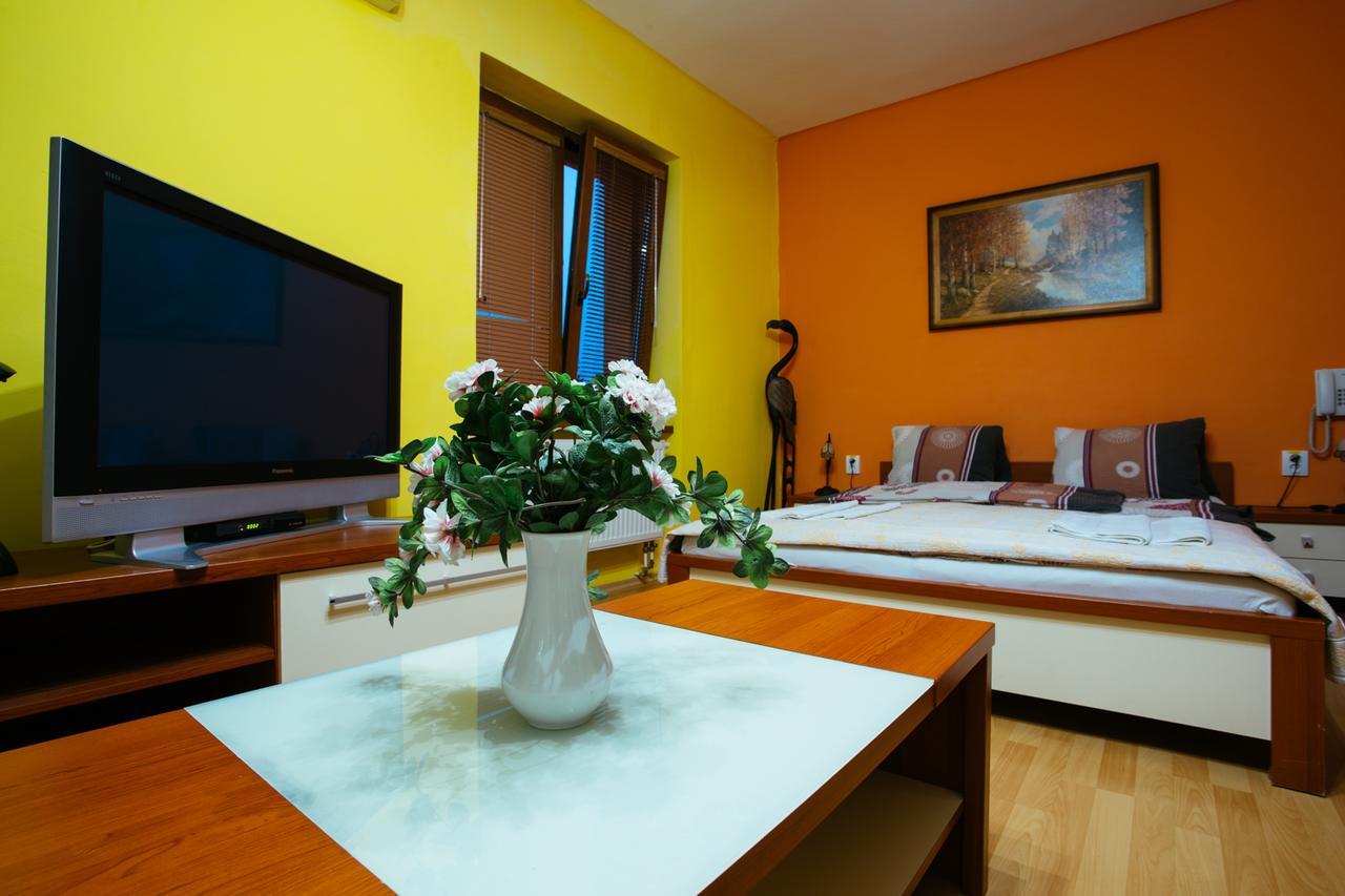 Hotel Central Sala Екстериор снимка
