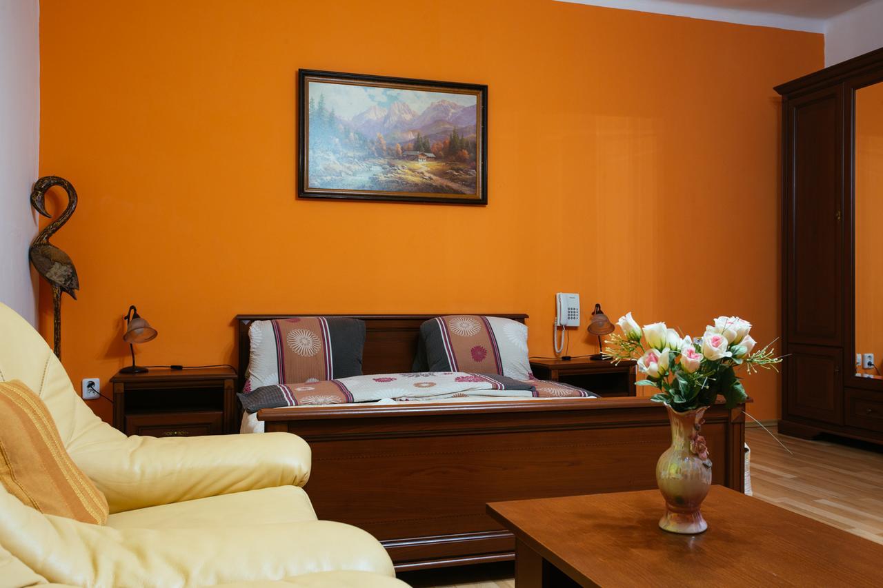 Hotel Central Sala Екстериор снимка